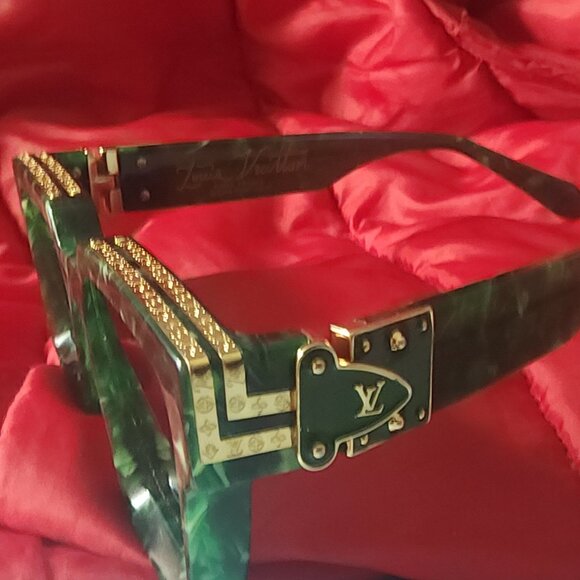 Louis Vuitton Sunglasses - Picture 1 of 6